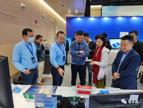 3200威尼斯vip亮相“产投联芯,,,,智驱无疆”小米工业投资Demo Day 3200威尼斯vip亮相“产投联芯,,,,智驱无疆”小米工业投资Demo Day